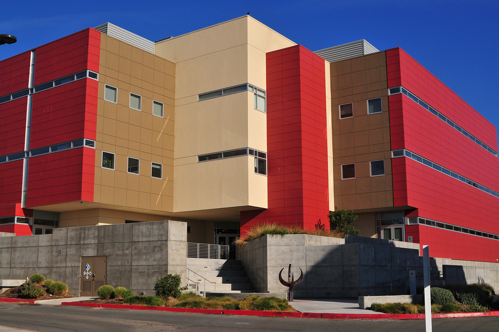 Access control overhaul at Saddleback College ASSA ABLOY DSS